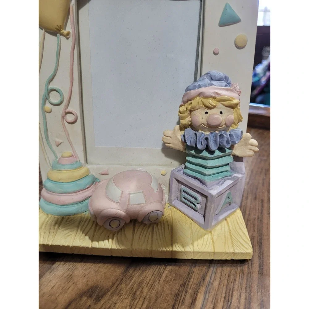 Vintage 3 D Resin Frame Jack in the Box and Balloons 3x4.5 picture